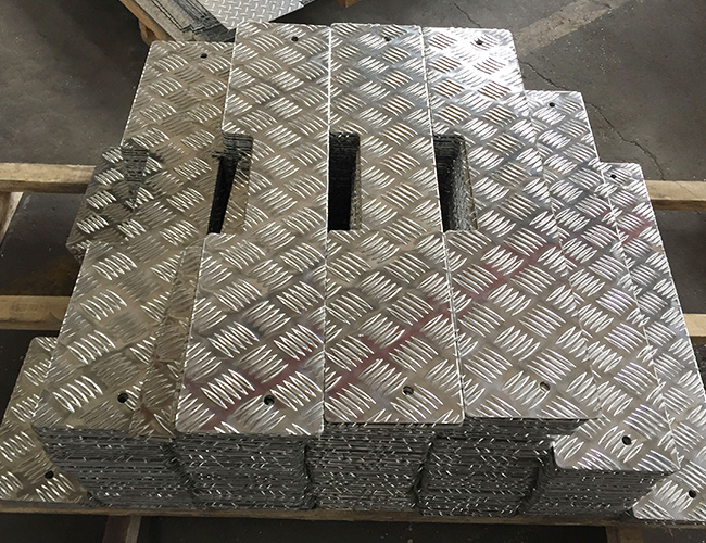 Five-Bar Pattern Aluminum Checker Plate